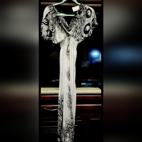 White Dress - Picture 2 of 2